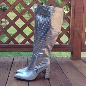 Silver Metallic Faux Crocodile Go Go Boots with Chunky Heel Size 8.5